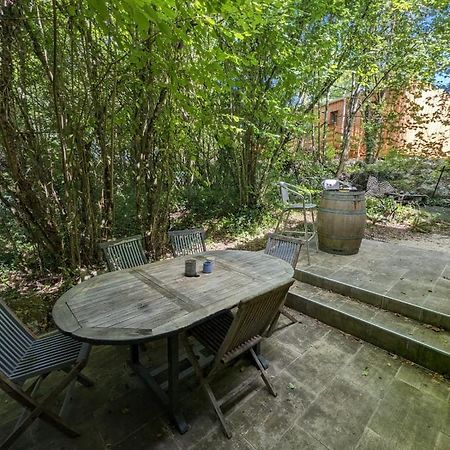 Gite Zen Dans Les Bois Blesignac Exterior photo