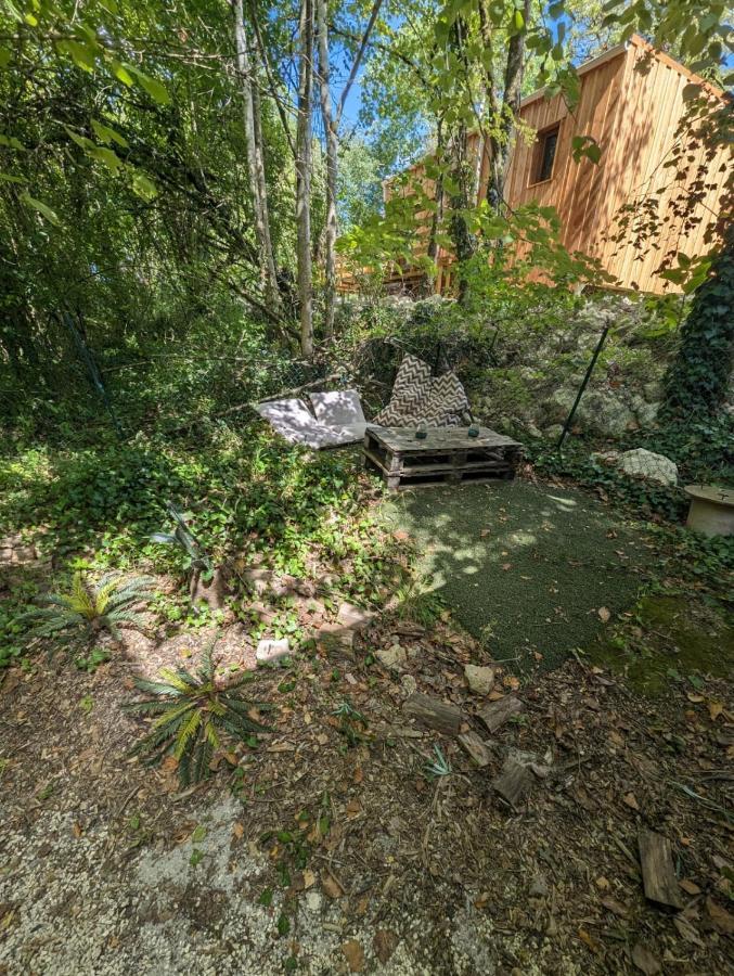 Gite Zen Dans Les Bois Blesignac Exterior photo
