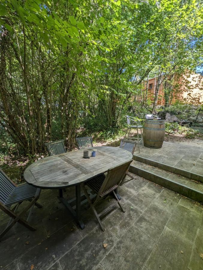 Gite Zen Dans Les Bois Blesignac Exterior photo